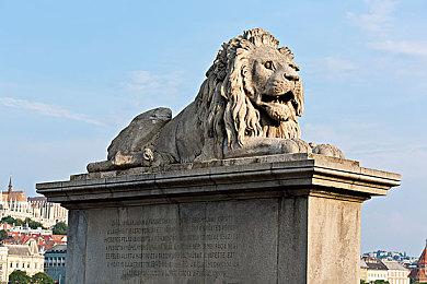 3DM速报：赛博朋克2077次世代年内难了 PSN国服限制未成年游戏